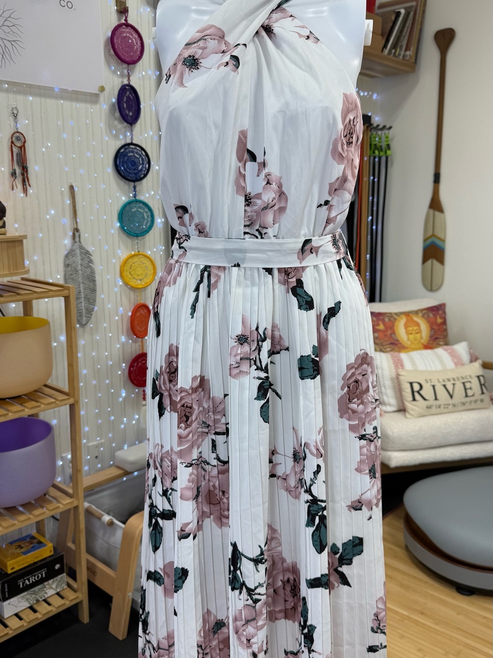 Cupshe White Maxi Dress with Pink Floral Print and Green Leaves